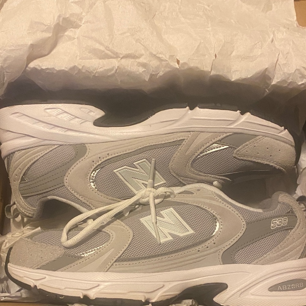 Light Gray 530 New Balances